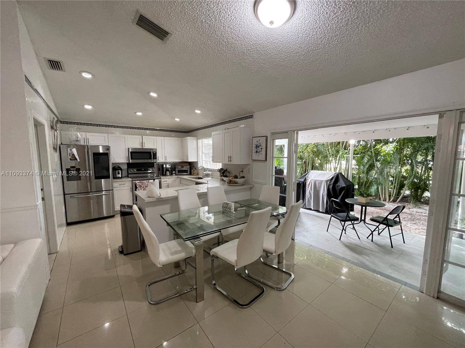 Doral, FL 33178,5752 NW 97th Pl