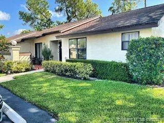 Royal Palm Beach, FL 33411,189 Mastic Tree Ct