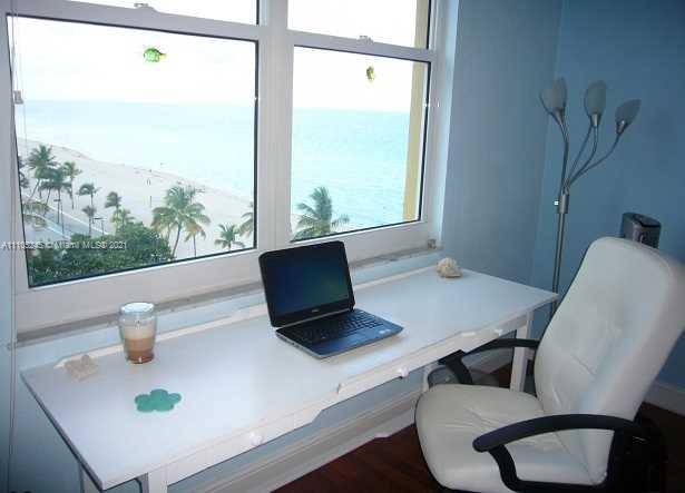Hollywood, FL 33019,2501 S OCEAN DR #808