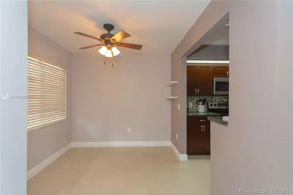 Pembroke Pines, FL 33027,13705 SW 12th St #203B