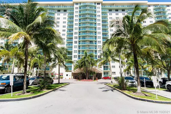 Sunny Isles Beach, FL 33160,19390 Collins Ave #701