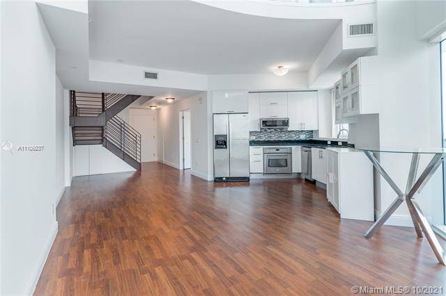 60 SW 13th St #3026, Miami, FL 33130