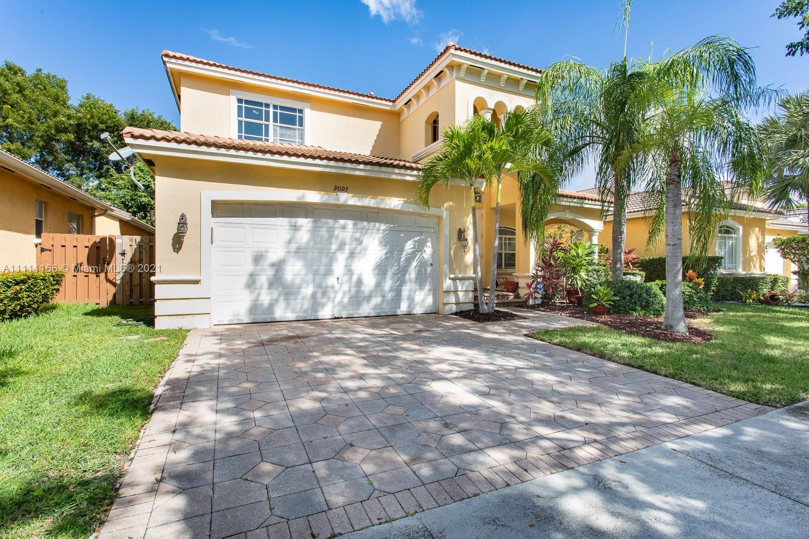 9093 SW 206th St, Cutler Bay, FL 33189