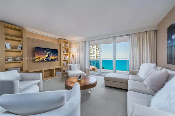 102 24th St #1144, Miami Beach, FL 33139