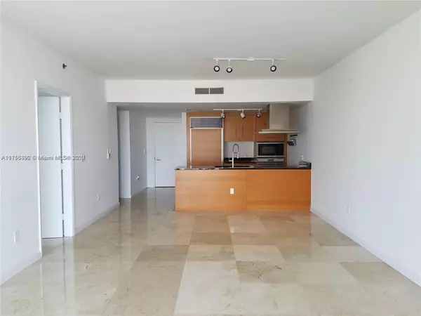 Miami, FL 33131,495 Brickell Ave #3407