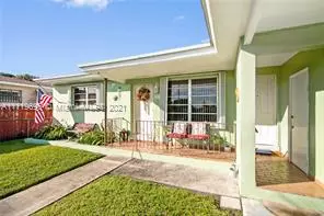 259 E 19th St, Hialeah, FL 33010