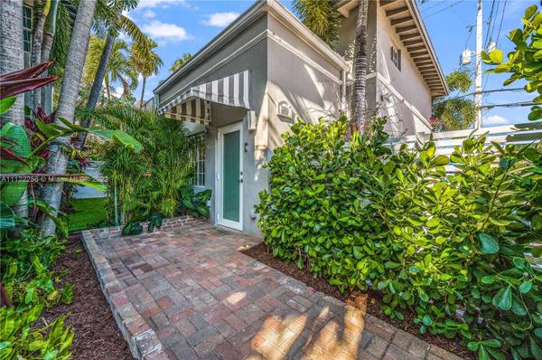 Miami Beach, FL 33139,Address not disclosed