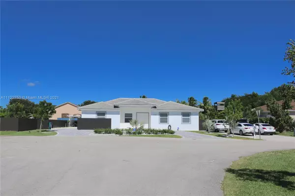 16245 SW 275th St, Homestead, FL 33031