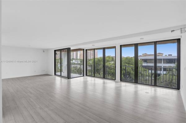 155 Sunrise Dr #PH-A,  Key Biscayne,  FL 33149