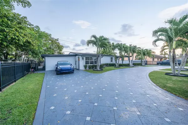 Miami, FL 33165,10025 SW 56th St