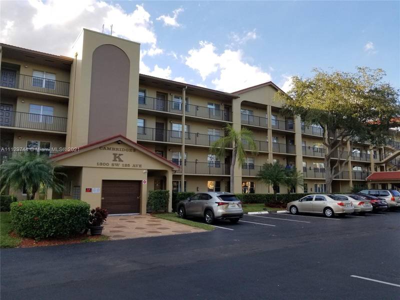 1300 SW 125 AVE #310K, Pembroke Pines, FL 33027