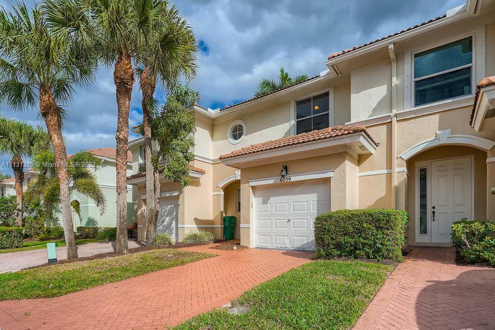 Riviera Beach, FL 33418,6059 Seminole Gardens