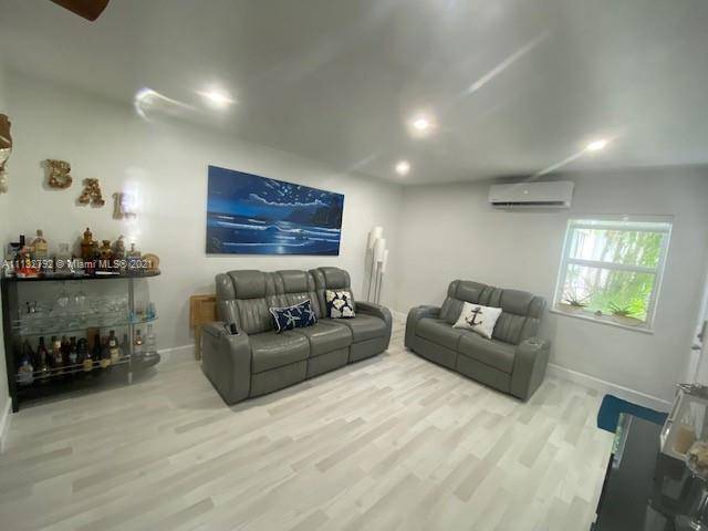 10072 E Bay Harbor Dr #72B, Bay Harbor Islands, FL 33154