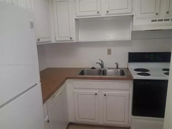 Fort Lauderdale, FL 33316,1535 SE 15th St #209