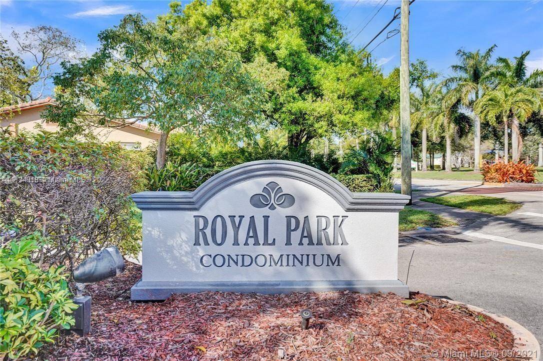 111 Royal Park Dr #4E, Oakland Park, FL 33309
