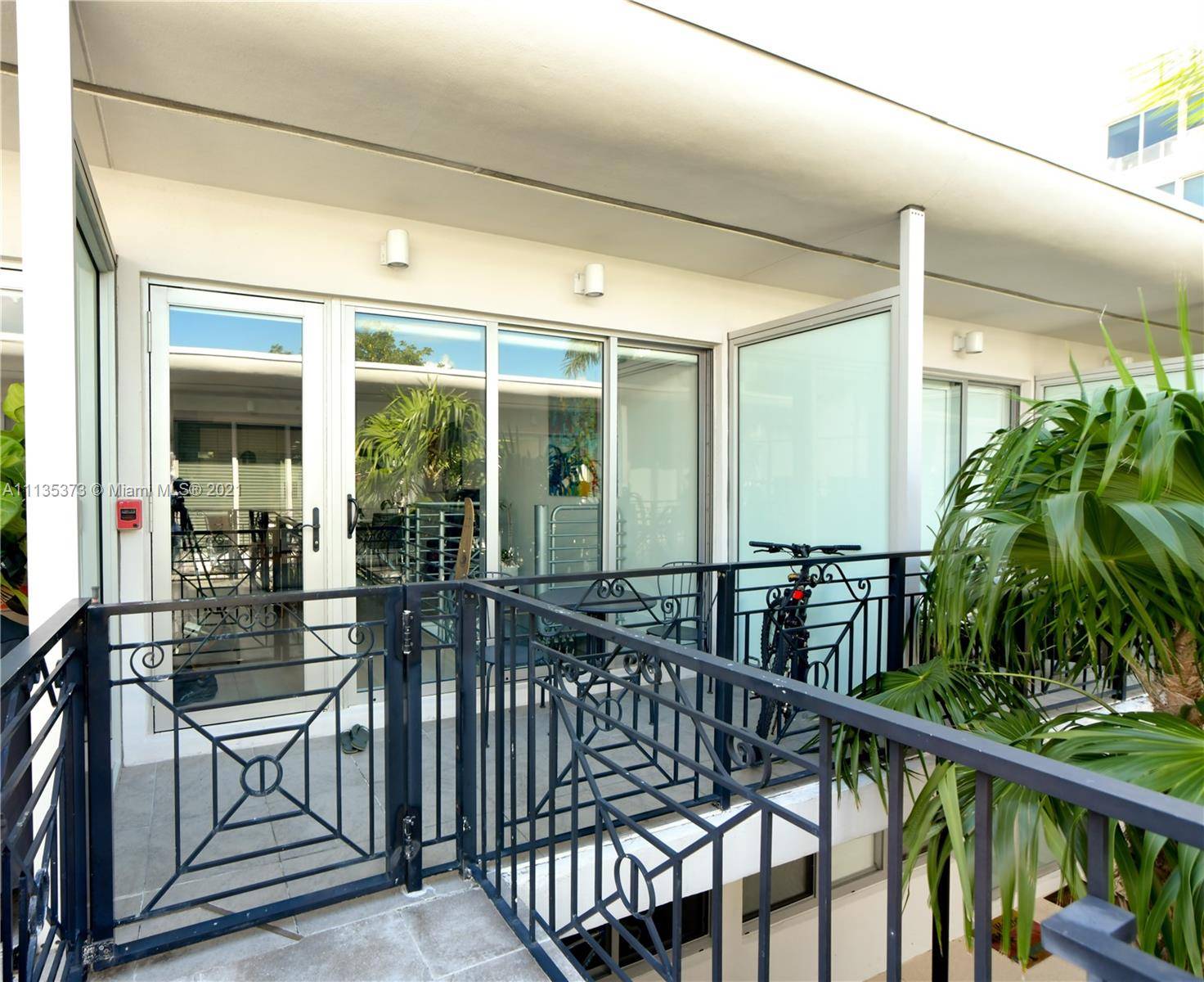 Miami Beach, FL 33139,2130 Park Ave #7