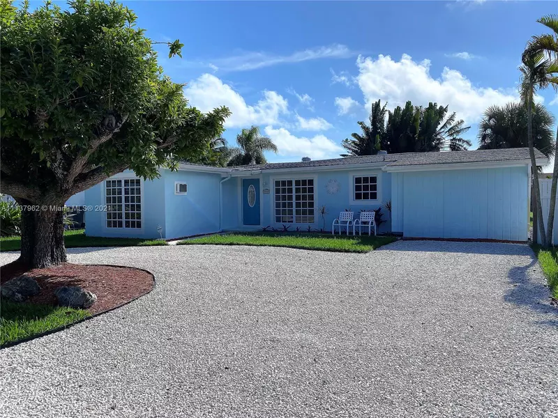 2548 Carambola Rd, West Palm Beach, FL 33406