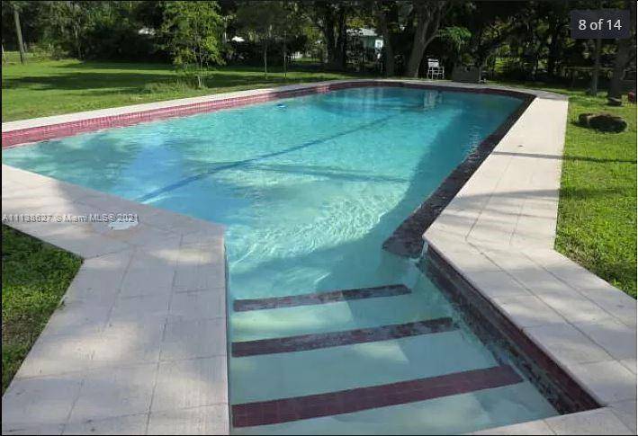 Pinecrest, FL 33156,Address not disclosed