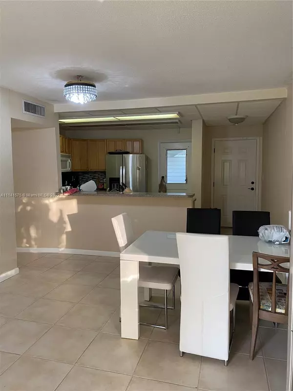 Boca Raton, FL 33487,5601 NW 2nd Ave #225