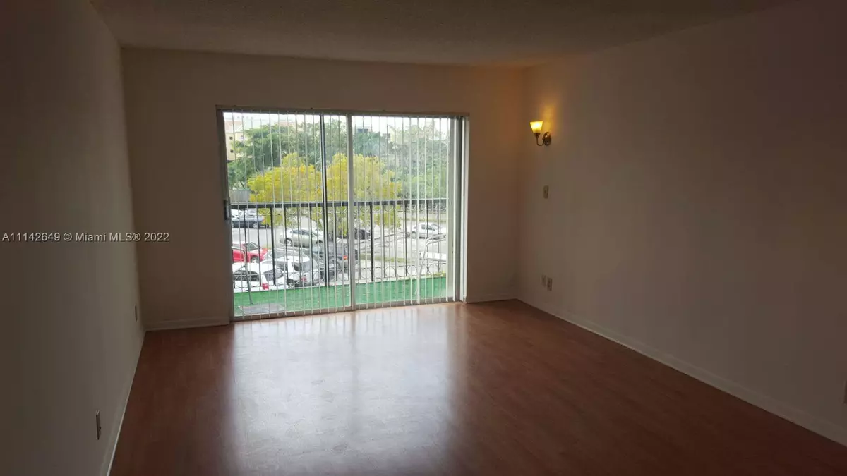 Doral, FL 33166,8005 Lake Dr #309