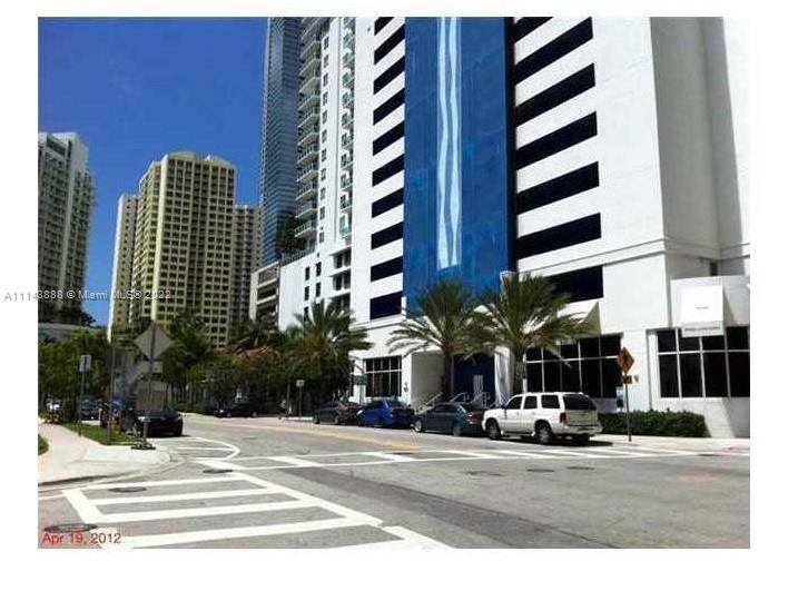 Miami, FL 33131,1200 Brickell Bay Dr #3614
