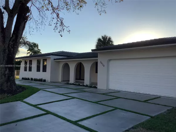 Miami, FL 33165,2920 SW 101st Ct