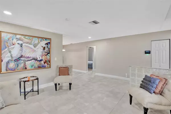 Fort Lauderdale, FL 33312,2741 SW 8th St