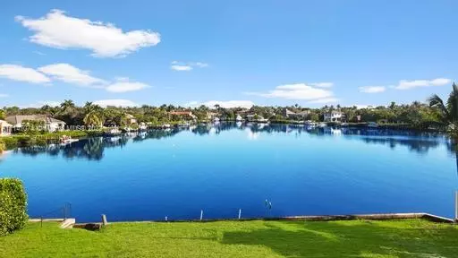 Jupiter, FL 33458,19013 SE Jupiter River Dr