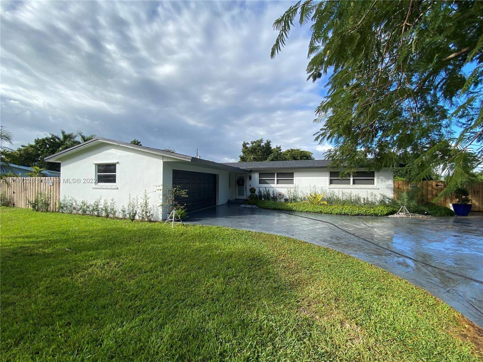 19500 SW 127th Ct, Miami, FL 33177