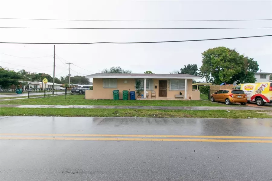 1990 NW 152nd Ter, Miami Gardens, FL 33054