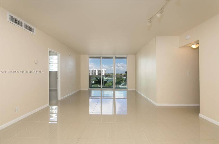 3001 S Ocean Dr #529, Hollywood, FL 33019