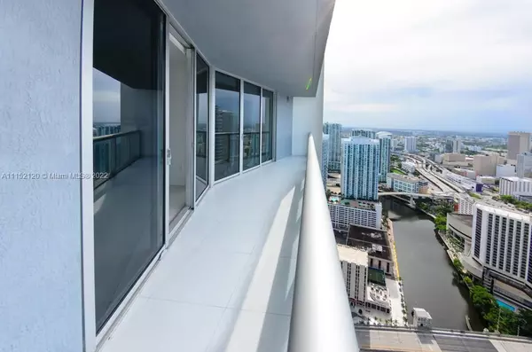 Miami, FL 33131,475 Brickell Ave #5014