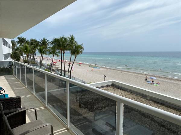 3725 S Ocean Dr #301, Hollywood, FL 33019