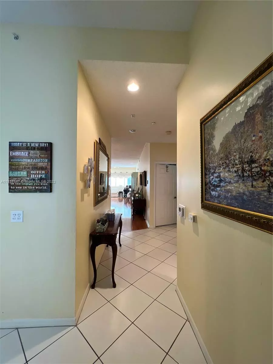 Sunrise, FL 33322,2541 N Nob Hill Rd #408