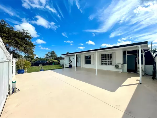 Miami, FL 33165,10020 SW 46th Ter