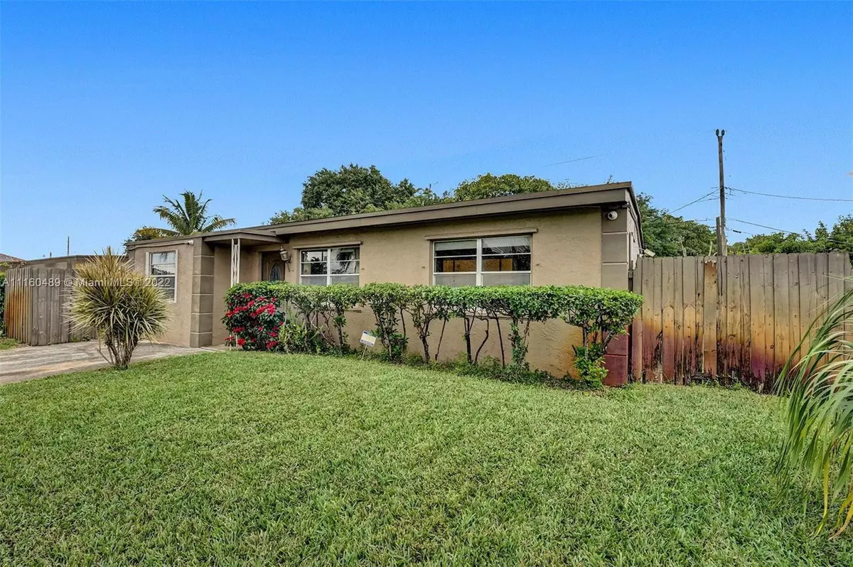 Lake Worth, FL 33462,201 Plum Tree Dr