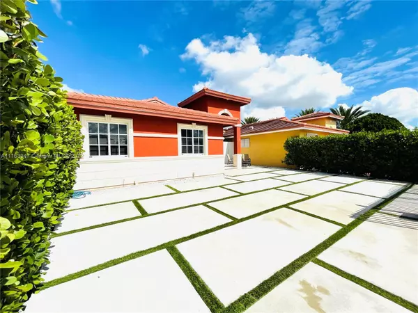Hialeah, FL 33018,3109 W 68th Pl
