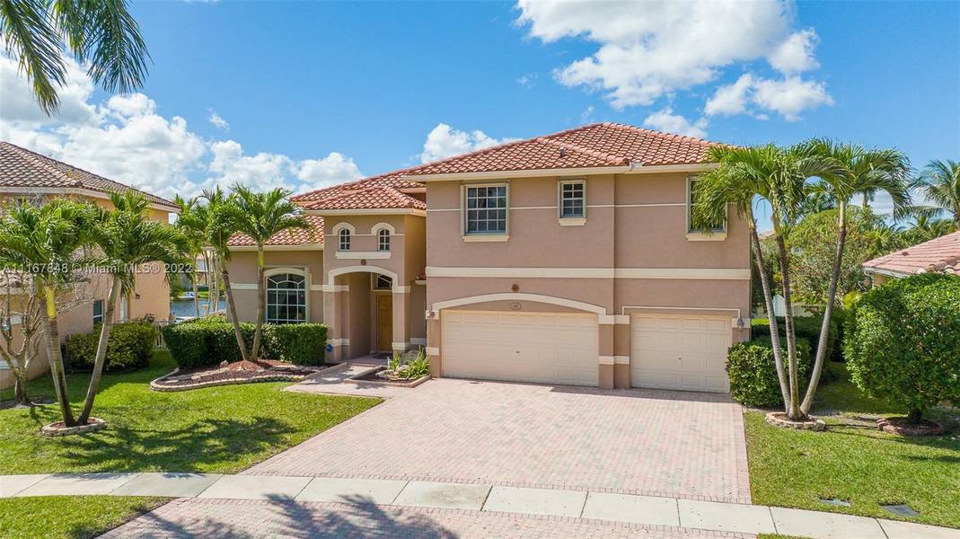 1406 NW 164th Ter, Pembroke Pines, FL 33028