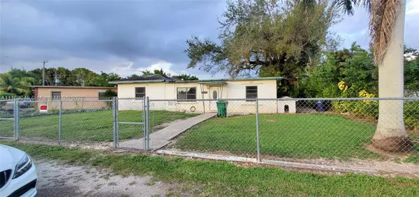 14855 Grant Ln, Homestead, FL 33033