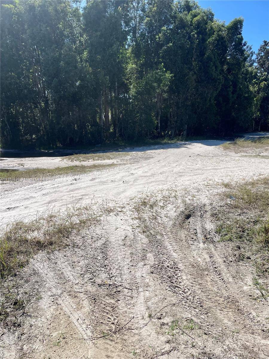 West Palm Beach, FL 33411,**** 59th St N