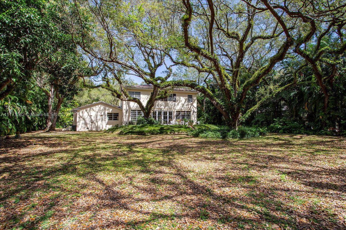 Coral Gables, FL 33143,4690 SW 74 St