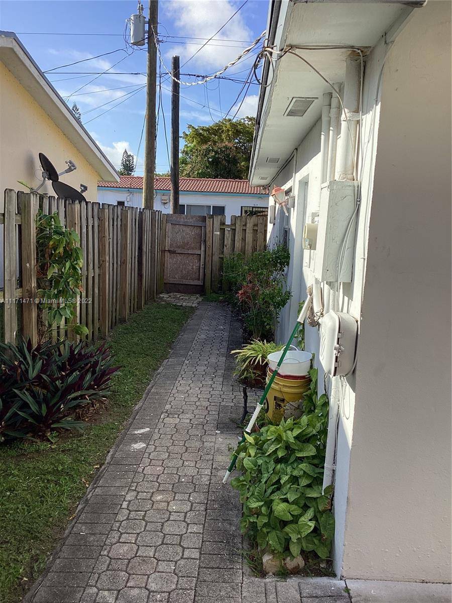 Hollywood, FL 33020,1836 Dewey St #1-6