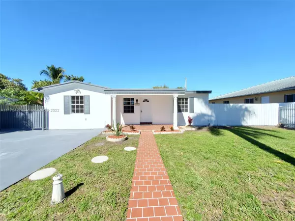 10041 SW 48th St, Miami, FL 33165