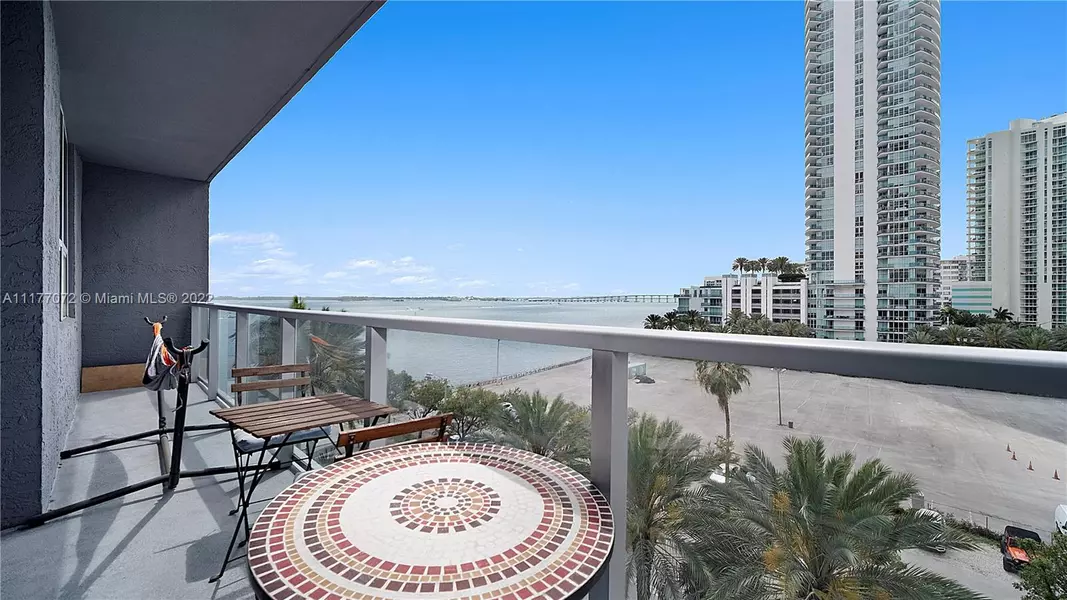 1155 Brickell Bay Dr #505, Miami, FL 33131