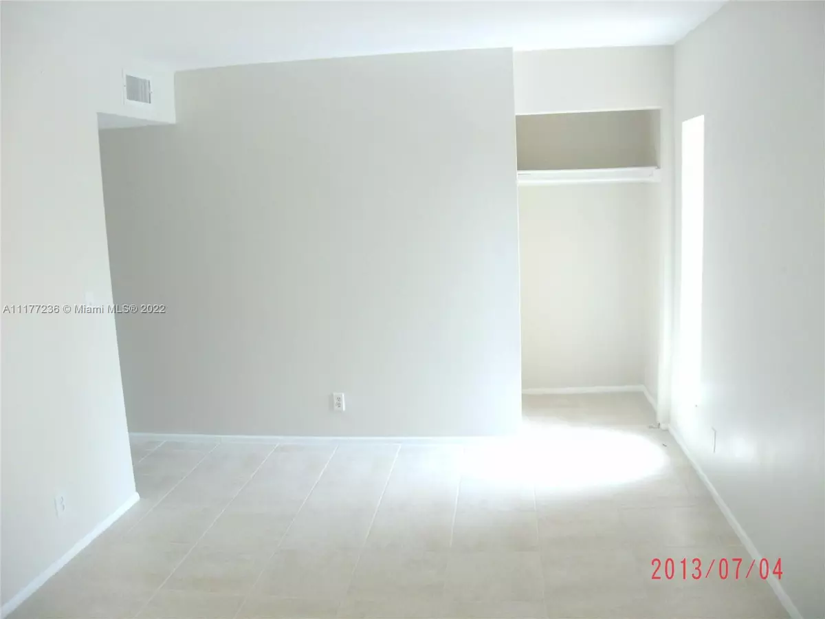 Lauderdale Lakes, FL 33311,2000 NW 38th Ter #801