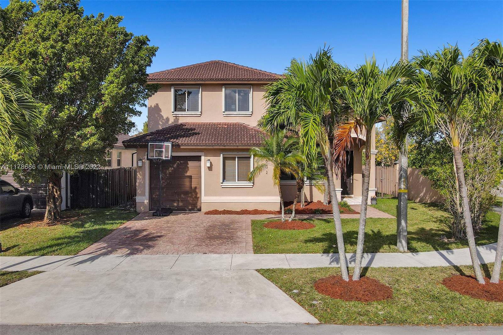 2602 SW 143rd Pl,  Miami,  FL 33175