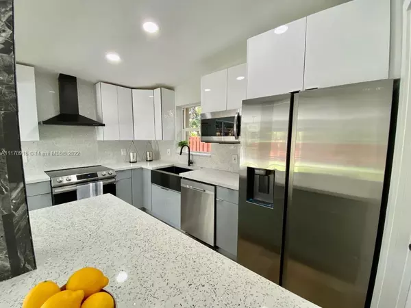 Fort Lauderdale, FL 33312,1704 SW 9th St