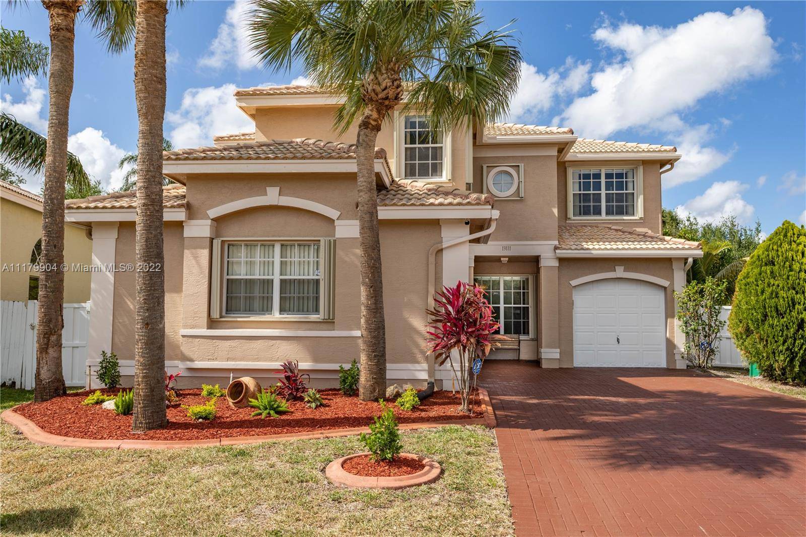 13111 SW 45th Dr, Miramar, FL 33027