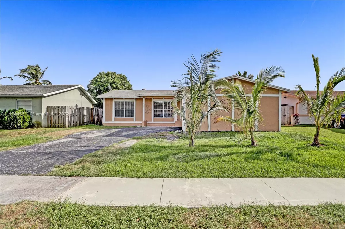 Sunrise, FL 33323,11640 NW 32nd manor