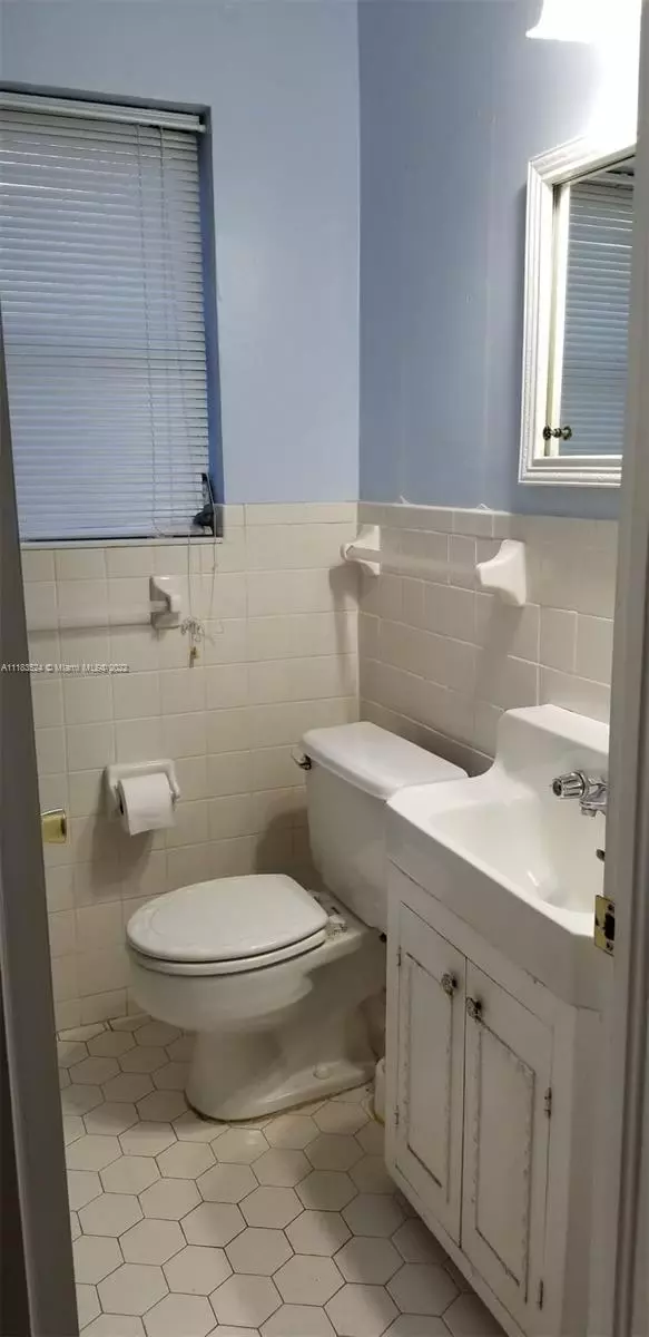 Deland, FL 32720,Address not disclosed